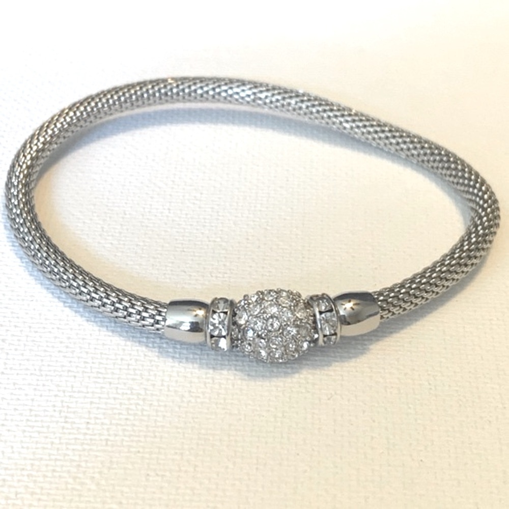 2 Rhinestone Stretch Bracelets. - Picture 3 of 7
